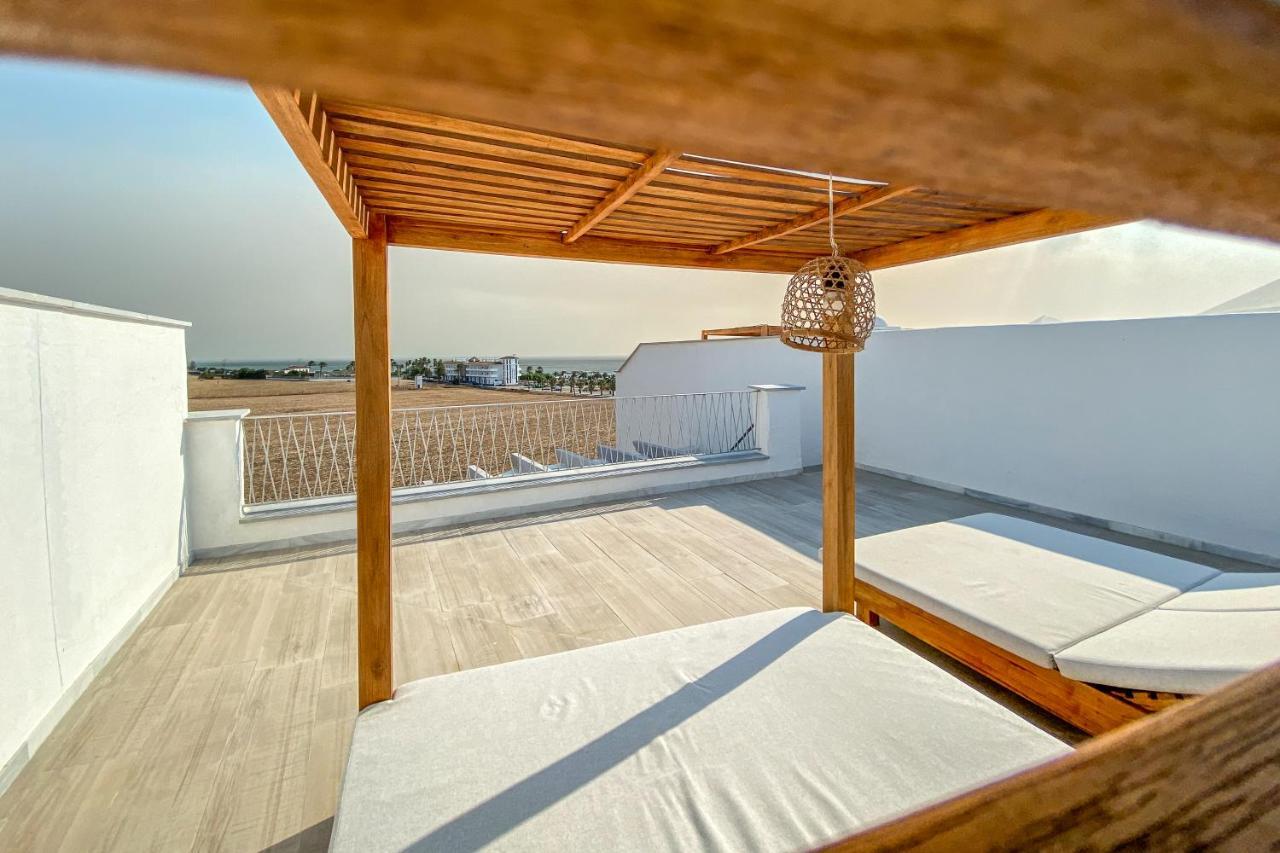 Zahara Beach & Spa By Qhotels - Adults Recommended Захара-де-лос-Атунес Экстерьер фото Rooftop terrace
